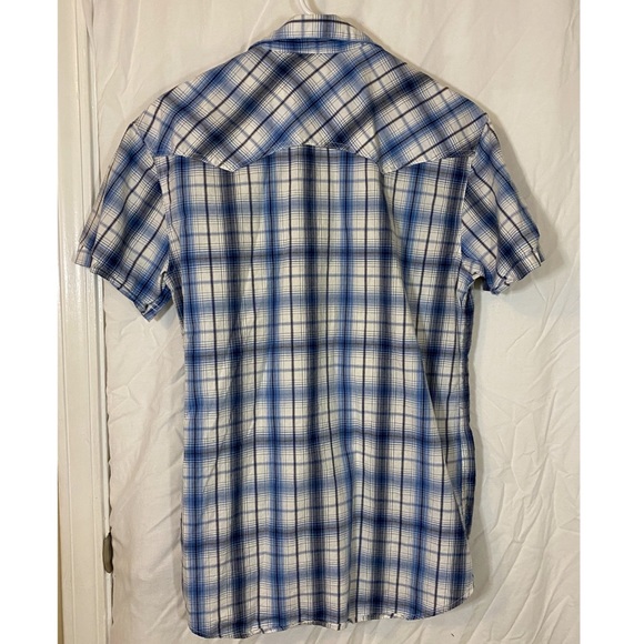 Button Down - Picture 3 of 3